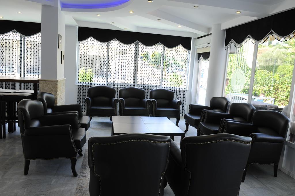 Altinbas Apart Hotel Kusadasi Exterior photo